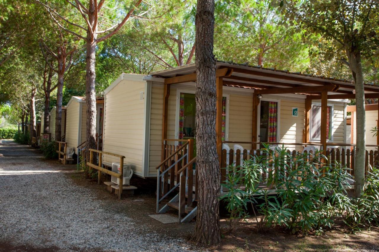 Camping Village Mareblu 마리나디세시나 외부 사진