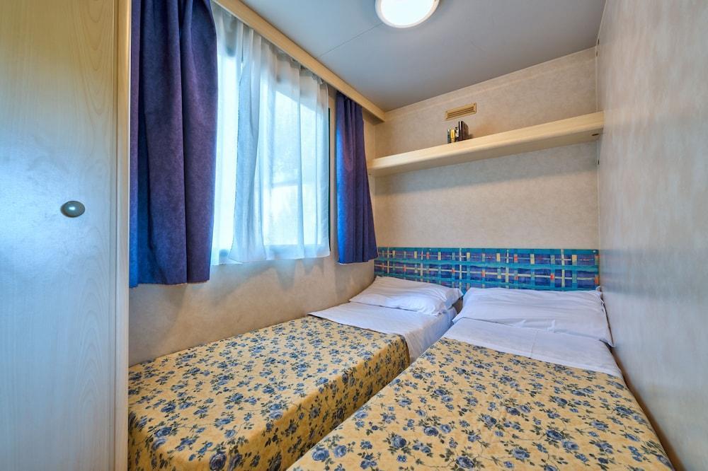 Camping Village Mareblu 마리나디세시나 외부 사진